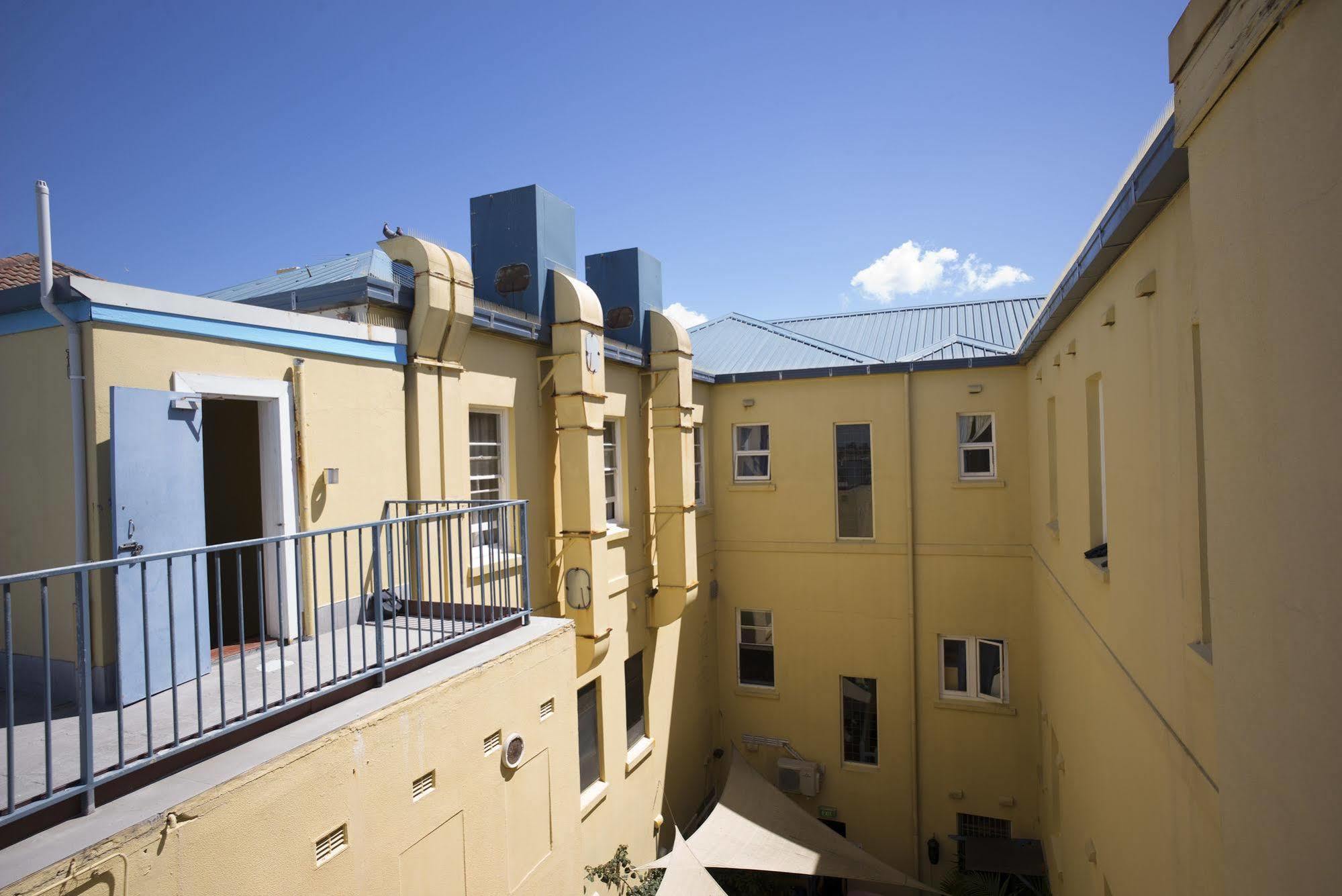 Bondi Beachside Inn Yha シドニー エクステリア 写真